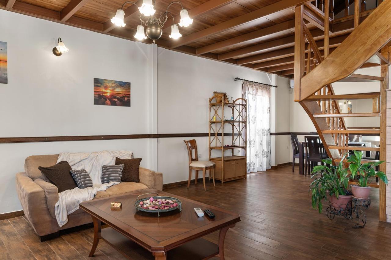 Apartment Angi&george House Athens